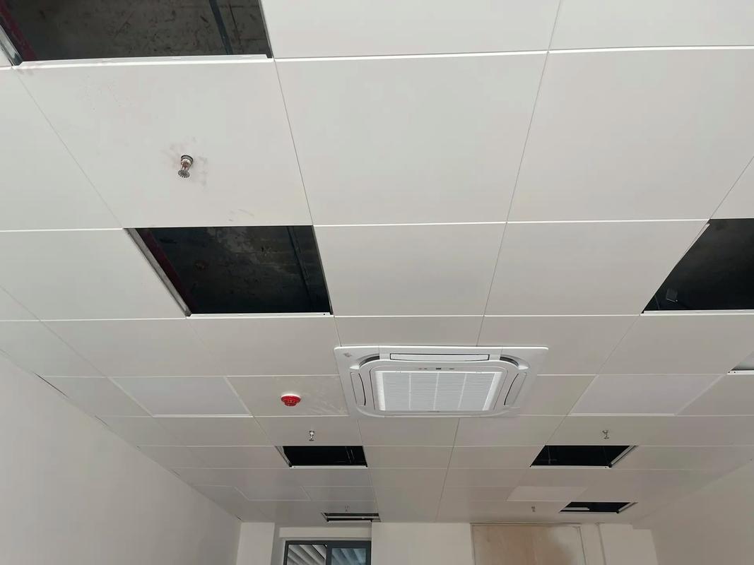 新建小学装修工程 | 急招油漆工、泥水工